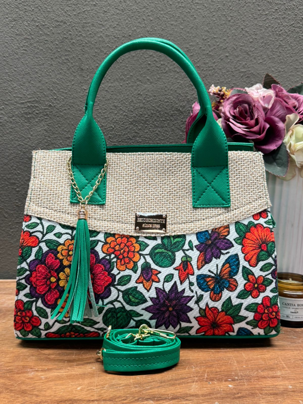 YUTE MODELO LOLA VERDE FLORES