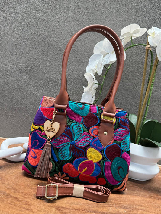 BOLSO PERLA COLOR BORDADO