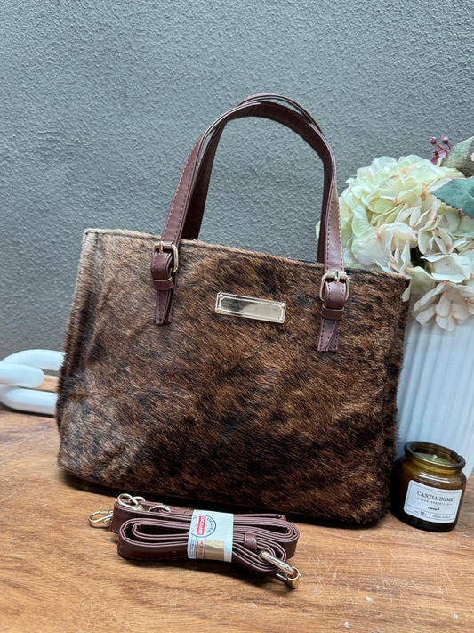 BOLSA ALEXA COLOR CAFE PELO