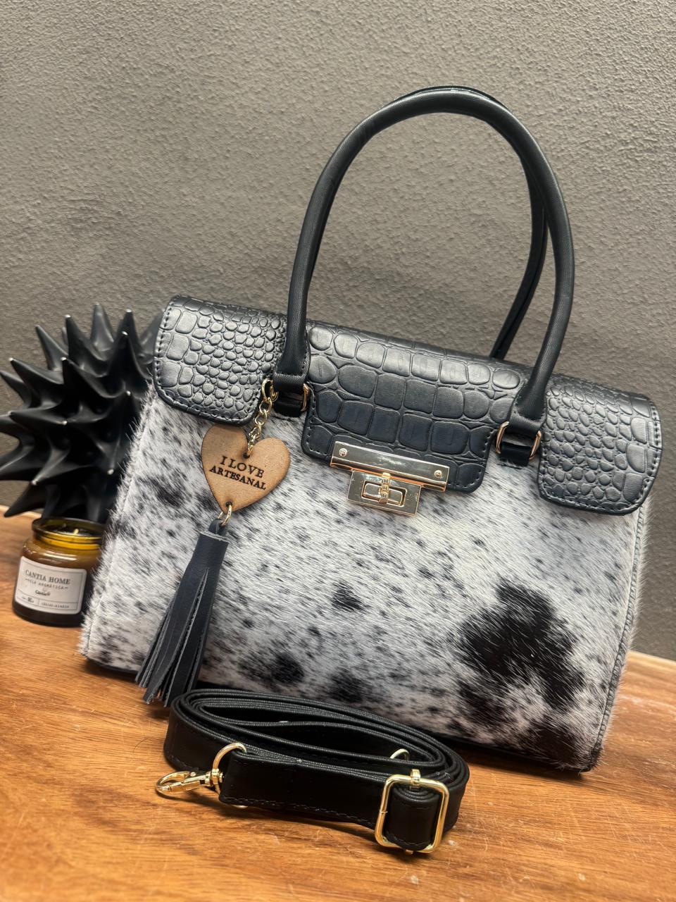 BOLSO GUADALUPE COLOR NEGRO PELO