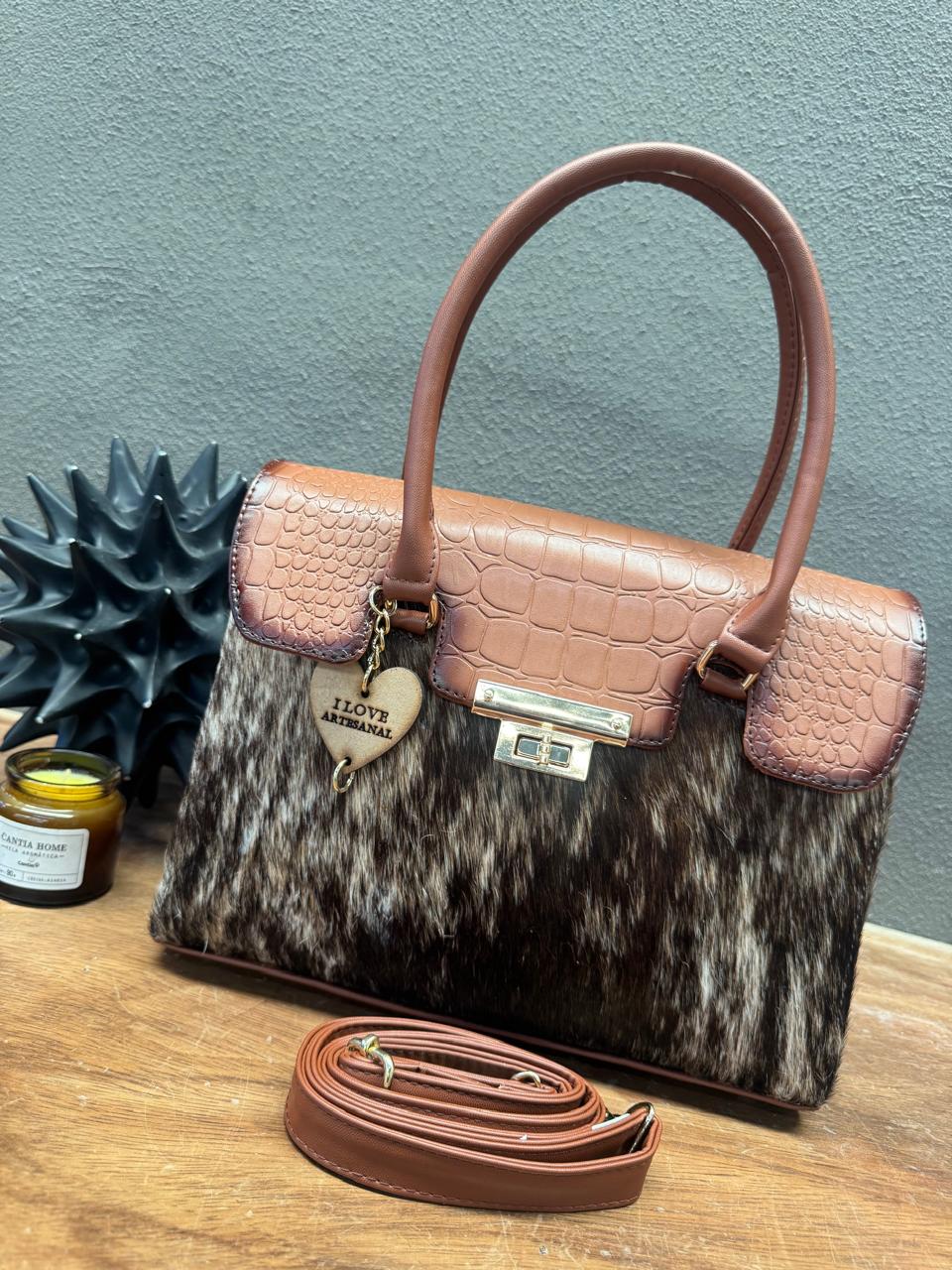BOLSO GUADALUPE COLOR CAMEL PELO