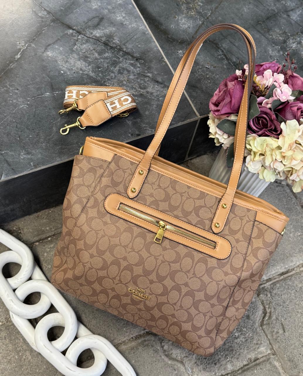 IMPORTACION GALLERY TOTE COACH MAQUILLAJE/CAMEL ESTAMPADO