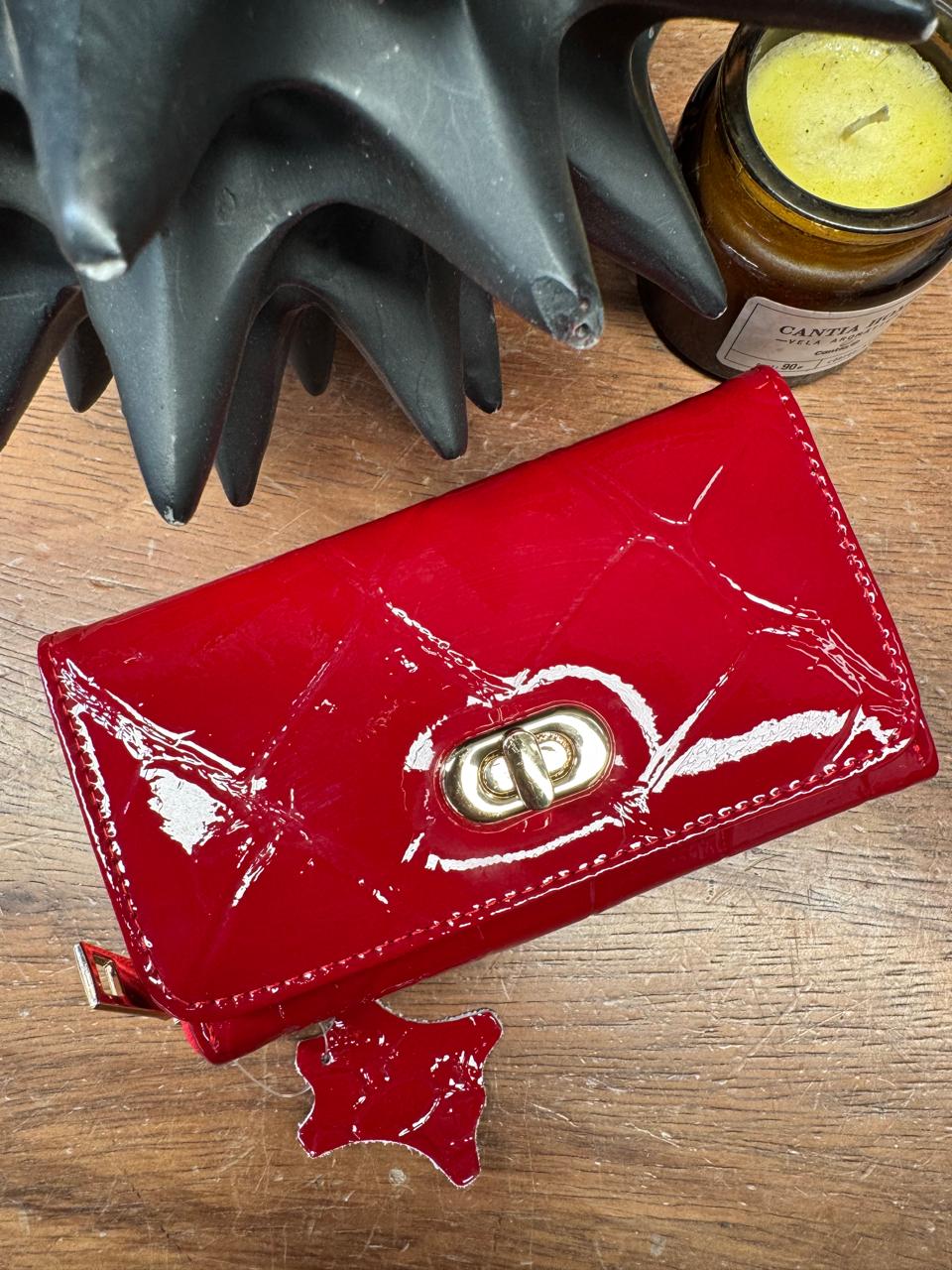 CARTERA PORTUGAL BROCHE 100% PIEL CHAROL CROCO ROJO