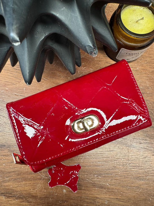 CARTERA PORTUGAL BROCHE 100% PIEL CHAROL CROCO ROJO