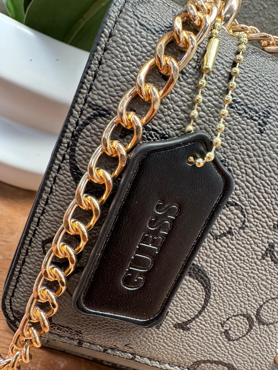 CROSSBODY GUESS 395 NEGRO