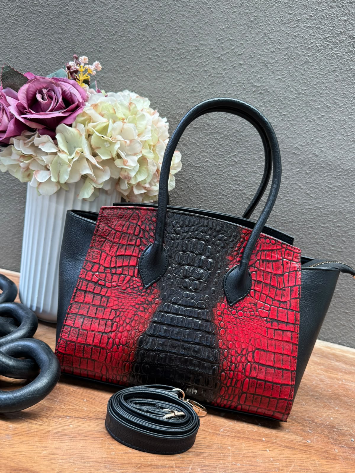 BOLSO GRISEL COCODRILO COLOR NEGRO
