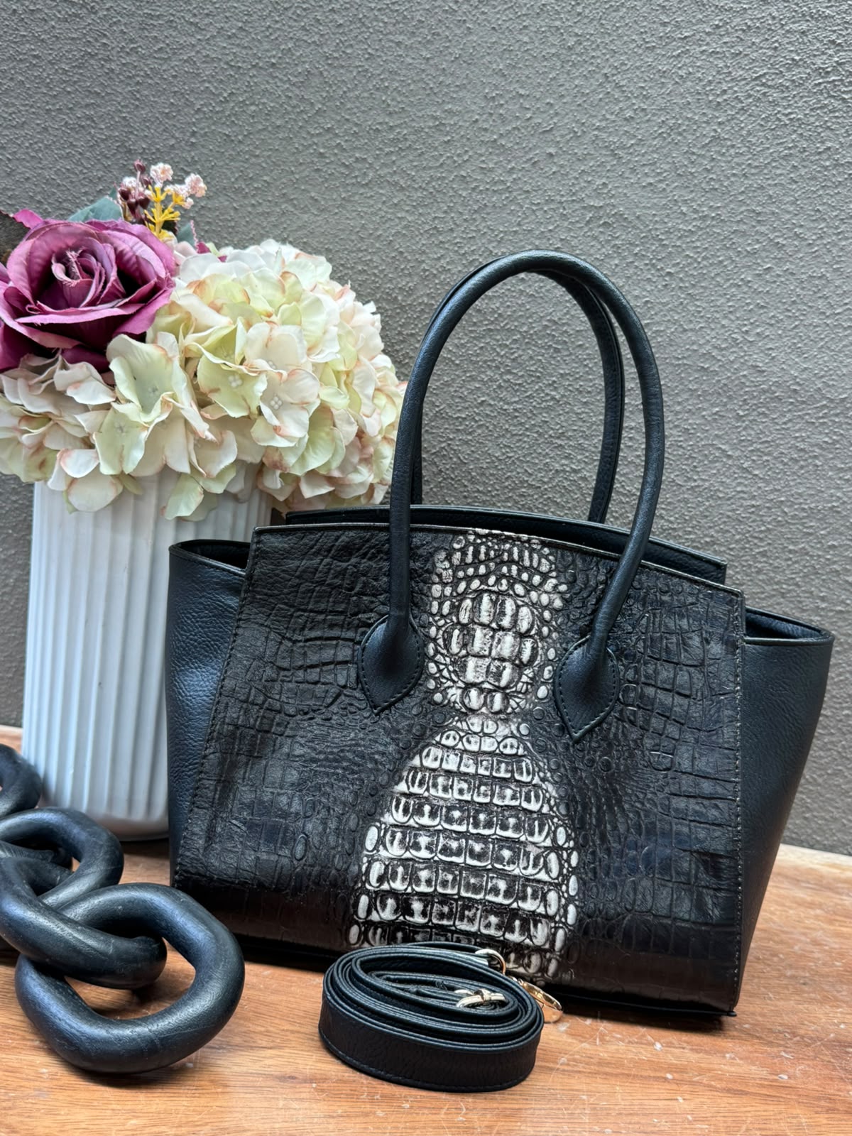 BOLSO GRISEL COCODRILO COLOR NEGRO