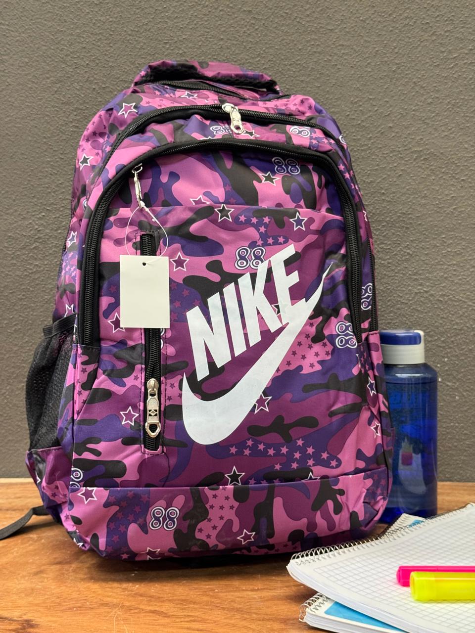 MOCHILA NIKE 061 CAMUFLAJE MORADO ROSA