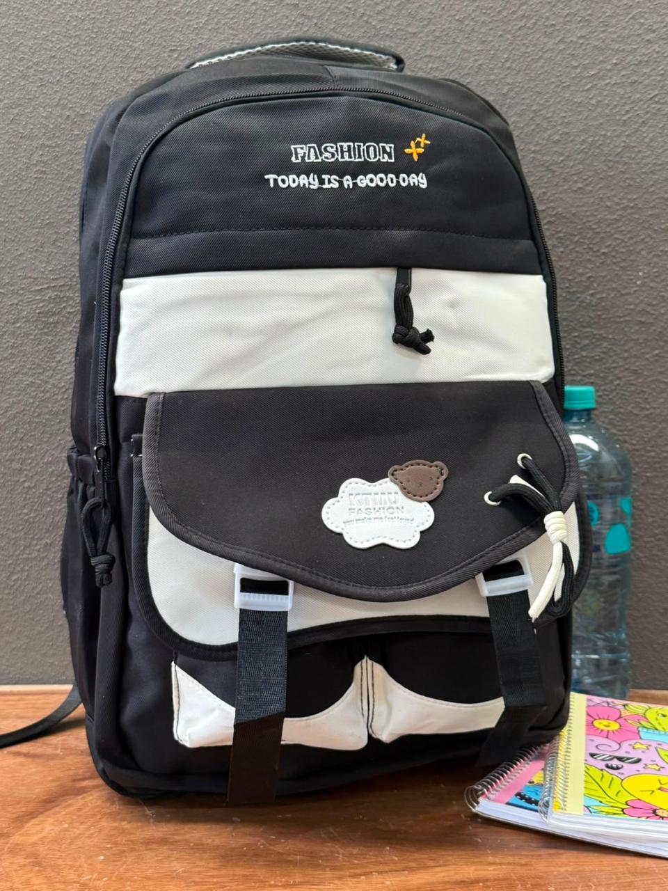 MOCHILA NUBE COLOR NEGRO