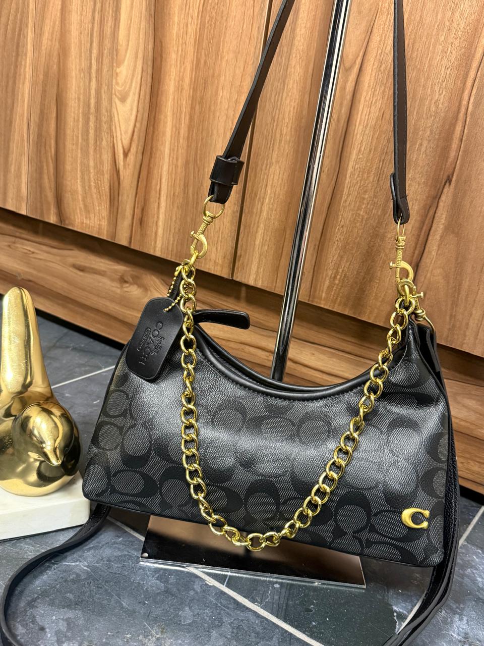 BAGUETTE COACH 2.0 NEGRO GRABADO