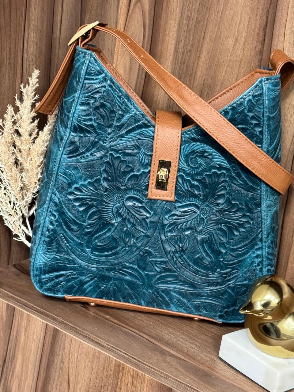 BOLSO YESSENIA COLOR ESMERALDA