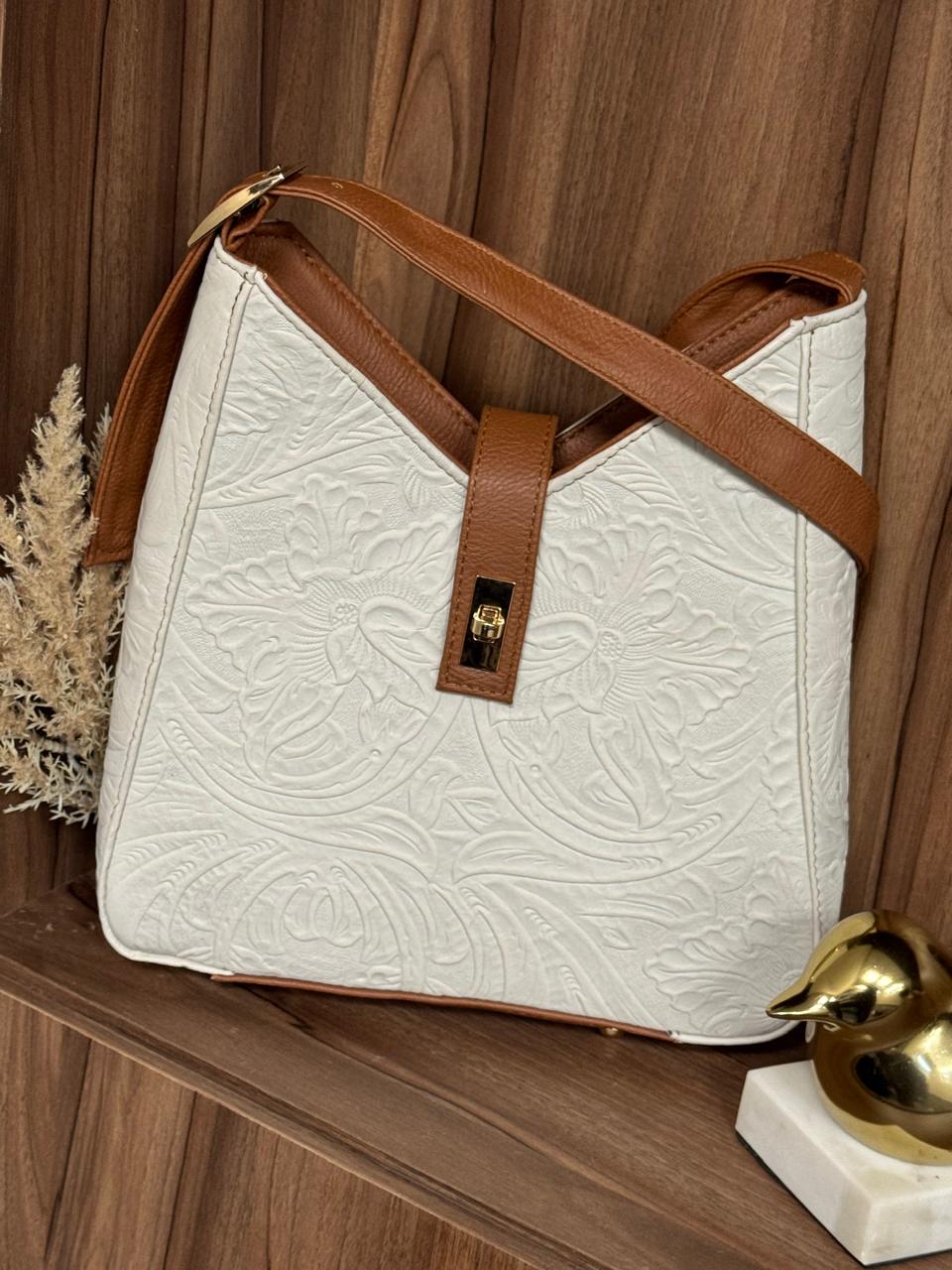 BOLSO YESSENIA COLOR HUESO