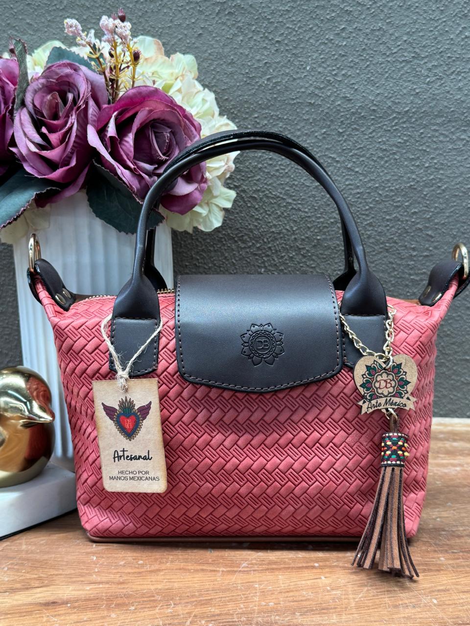 DB ESTHER ENTRAMADO COLOR CORAL