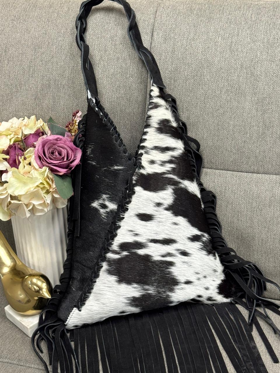 BOLSO FORAJIDA PELO NEGRO