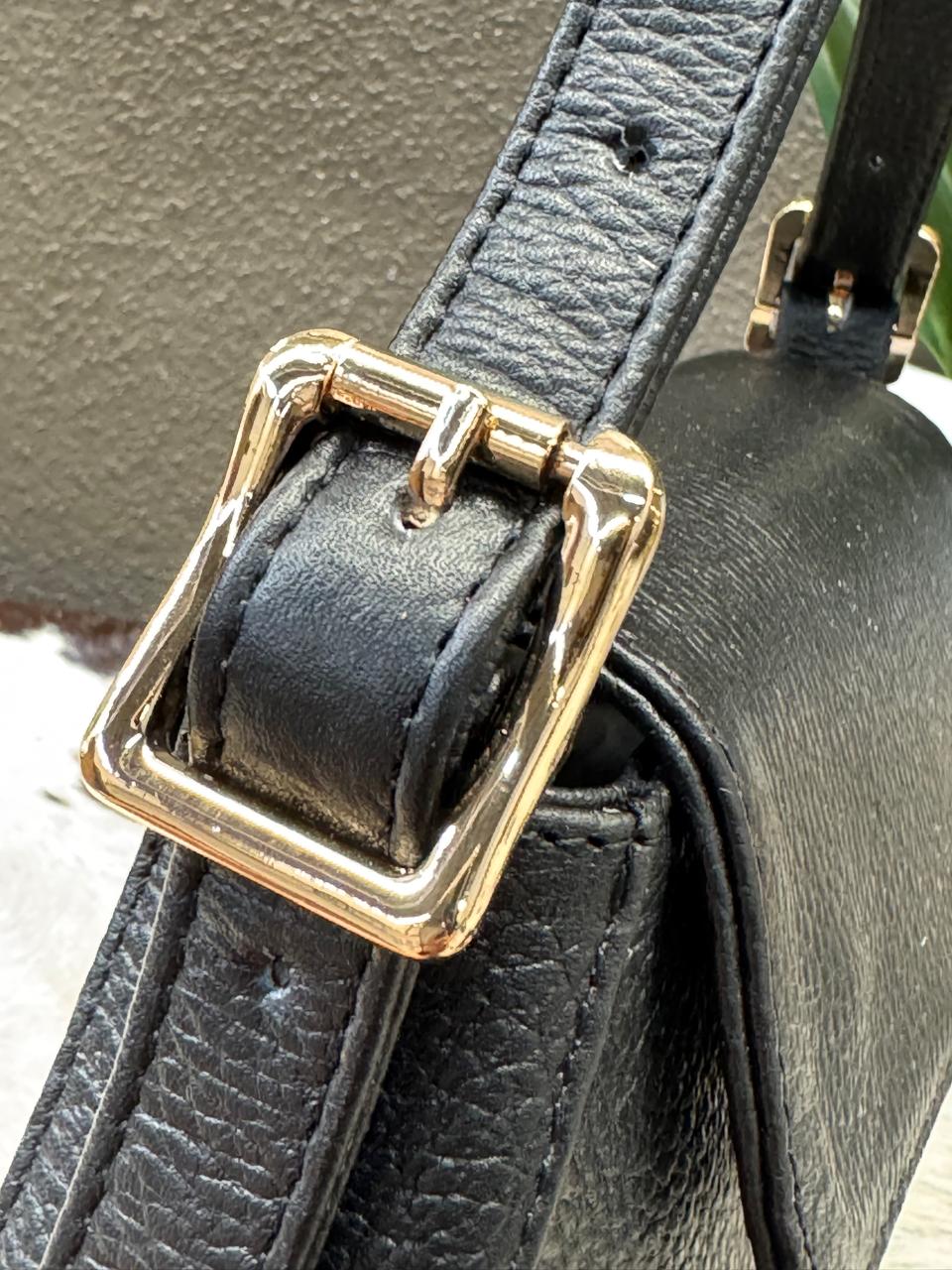 BOLSO 100% PIEL TAILANDIA COLOR ORO INGLES