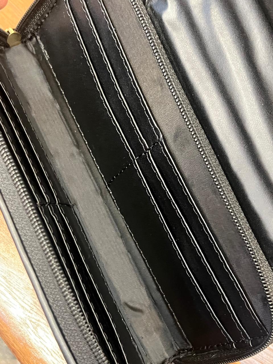 CARTERA PIEL TAPA BORDADA MADERA FLORES