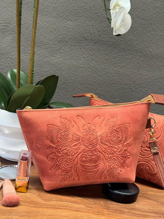 COSMETIQUERA PIEL GANESHA ABEJA MAMEY