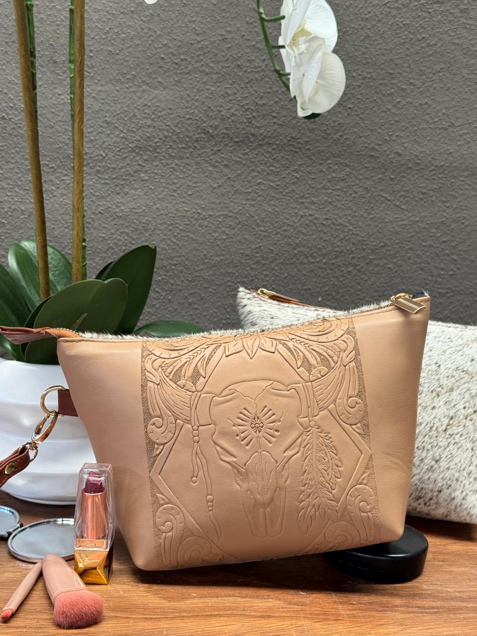 COSMETIQUERA PIEL GANESHA TORO MAQUILLAJE PELO