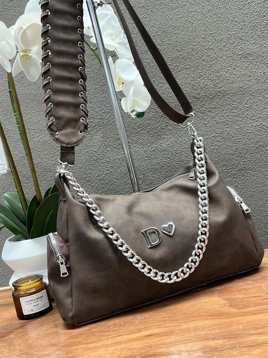 MODELO ADONIS FERRERO