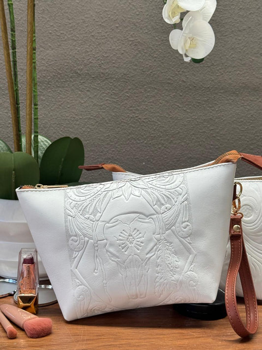 COSMETIQUERA PIEL GANESHA TORO CINCELADO BLANCO