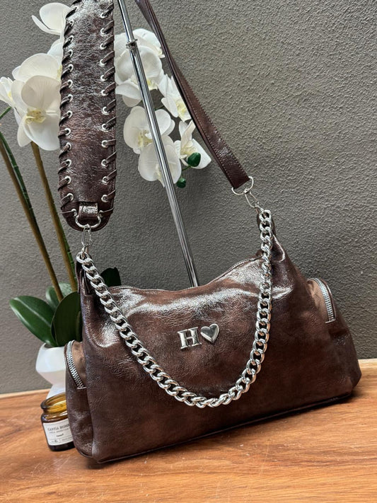 MODELO ADONIS CHOCOLATE YANNI