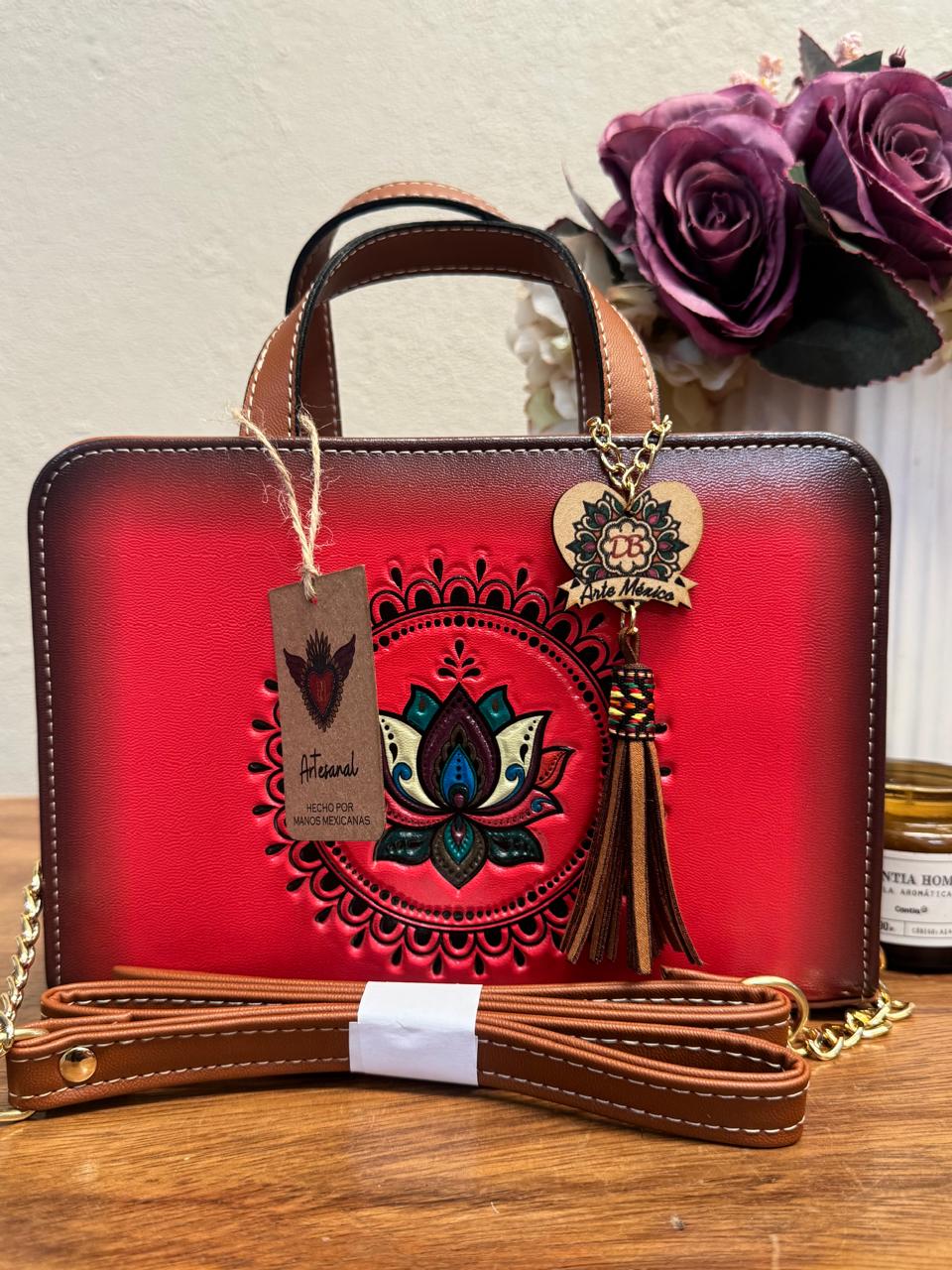 DB CROSSBODY FLOR  DE LOTO ROJO