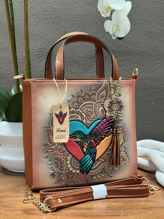 DB JULIA COLIBRI HUESO