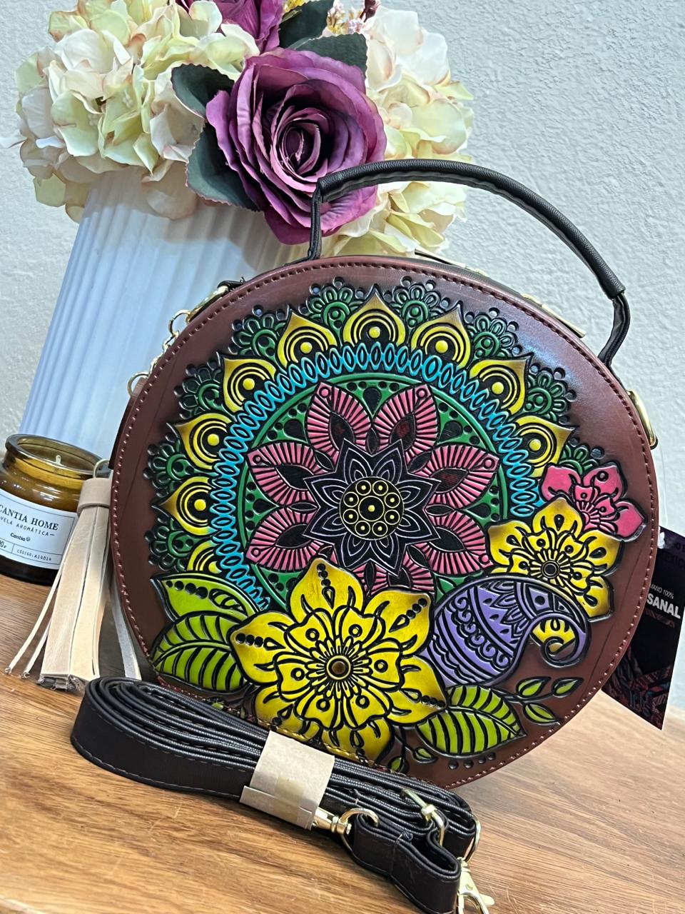 CIRCULAR ARTESANAL GRABADO MANDALA CAMEL/COLORES