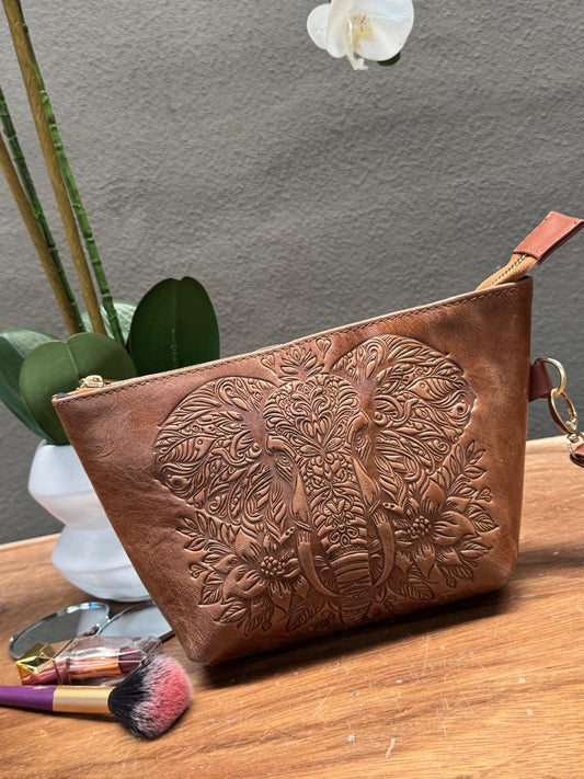 COSMETIQUERA PIEL GANESHA ELEFANTE CACAO