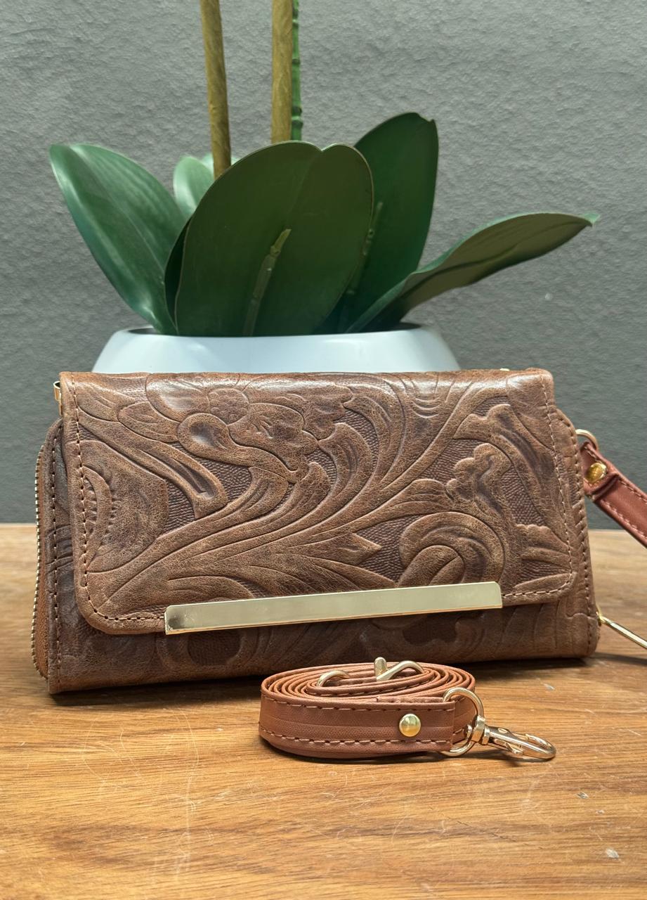 CARTERA CINCELADA ANA GRABADO PRIMAVERA CANELA