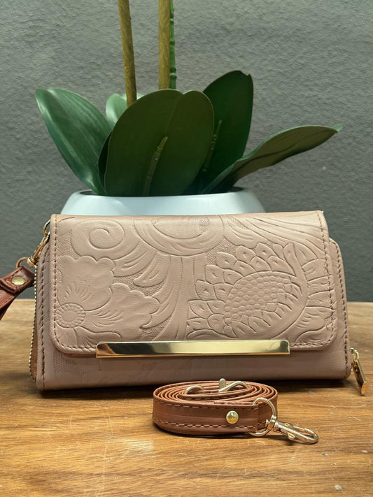 CARTERA CINCELADA ANA GRABADO PRIMAVERA CREMA