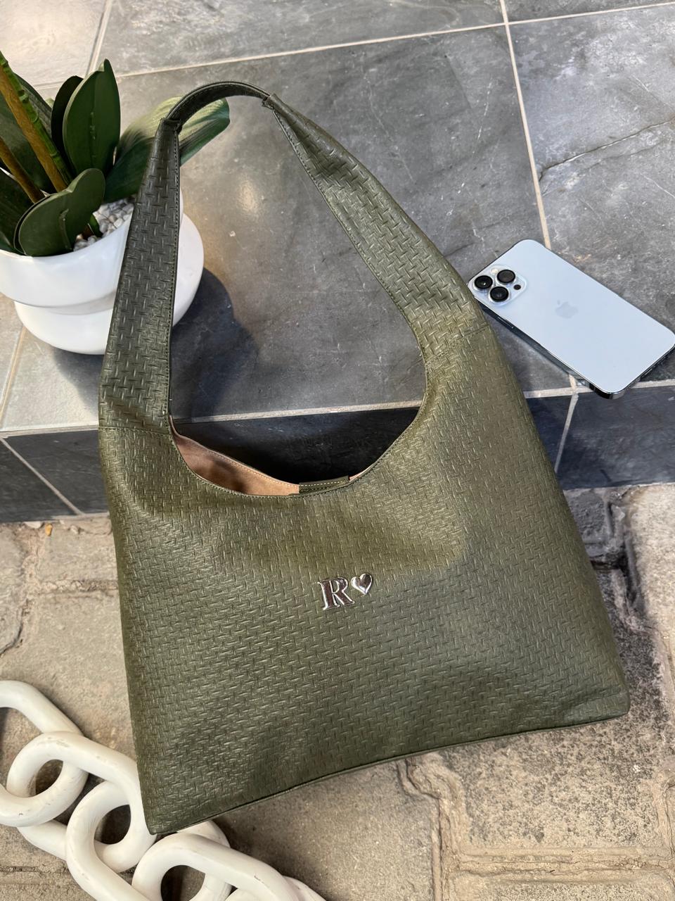 BOLSO ARTEMISA COLOR MUSGO FRESNO