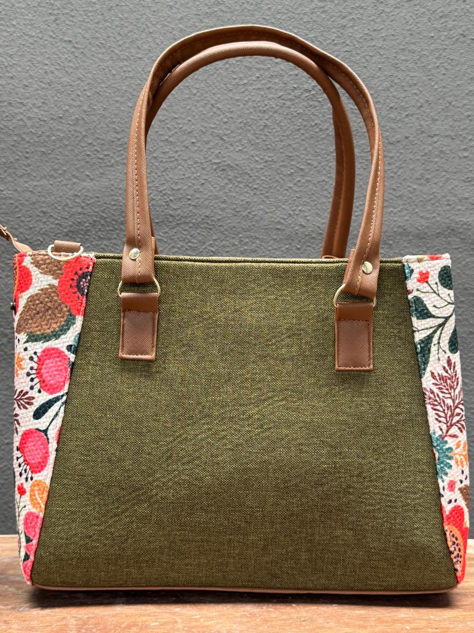 YUTE MODELO DOBLE CIERRE CAMEL MARIPOSAS FLORES