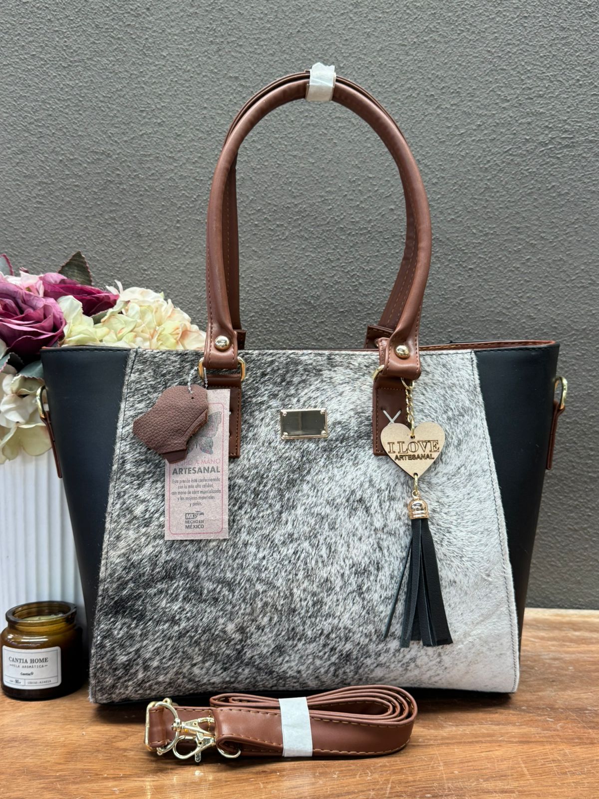 UB MOD ARTESANAL LUCERO NEGRO/CAMEL PELO PARDO