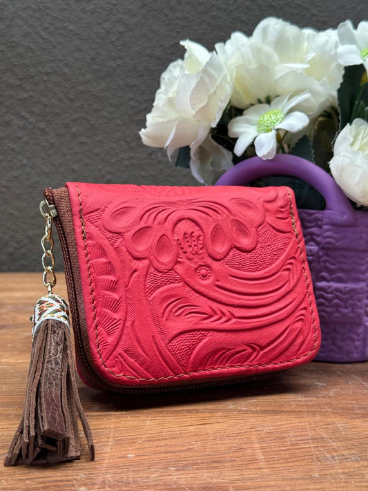 MONEDERO PIEL CINCELADO FLORES ROJO