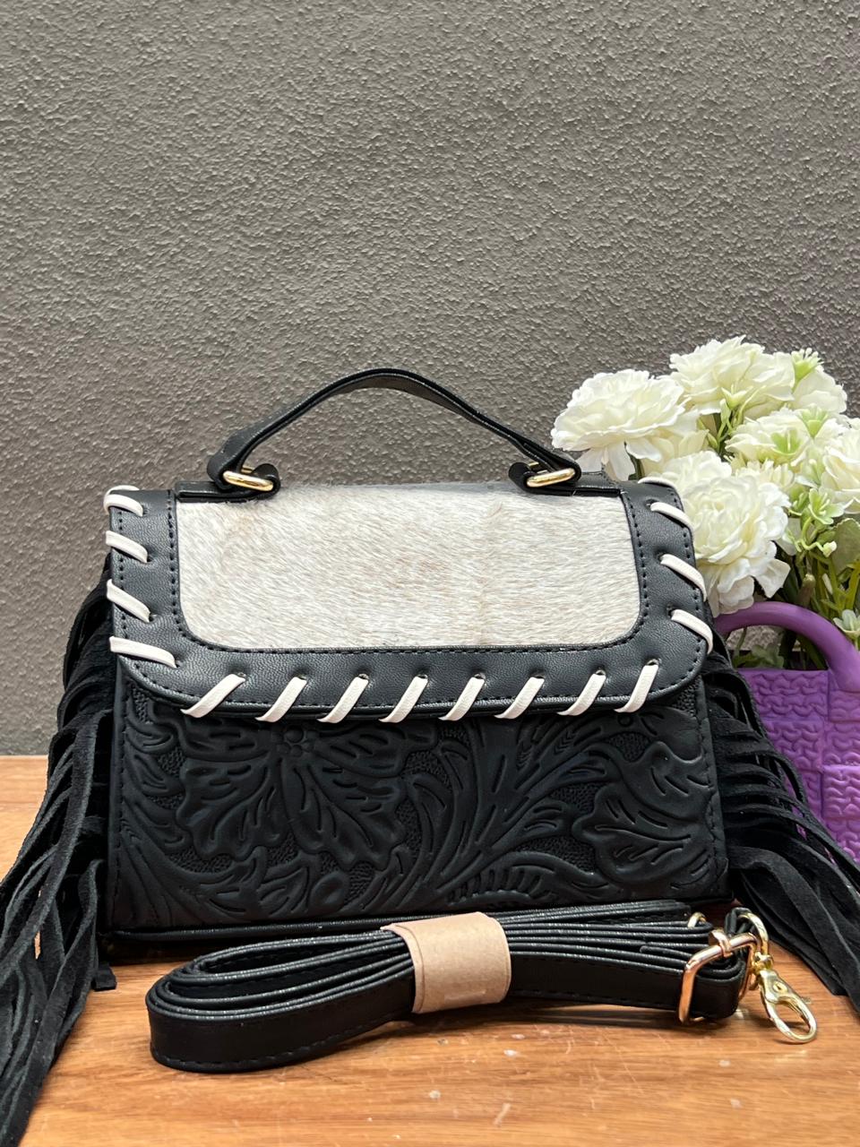 CROSSBODY FABIOLA PELO Y BARBAS VARIABLE PIEL NEGRO