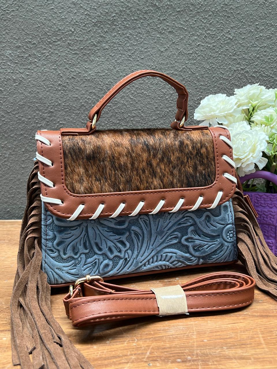 CROSSBODY FABIOLA PELO Y BARBAS VARIABLE PIEL AZUL/CAMEL