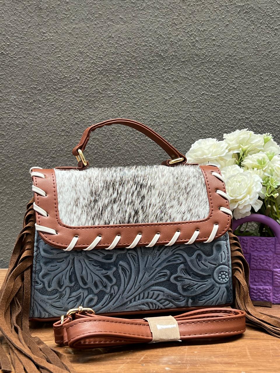 CROSSBODY FABIOLA PELO Y BARBAS VARIABLE PIEL AZUL/CAMEL