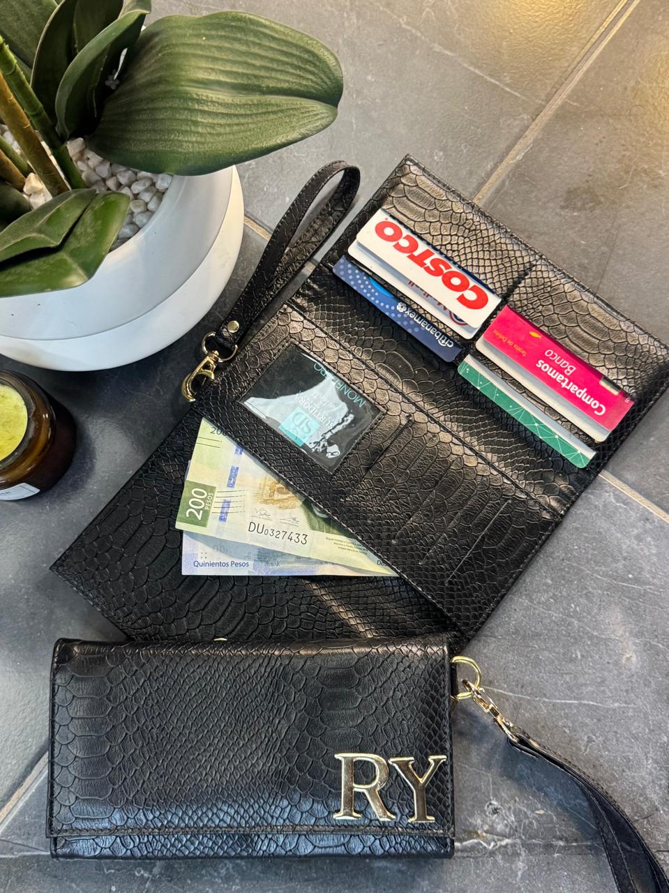 CARTERA MUÑEQUERA NEGRO PITON