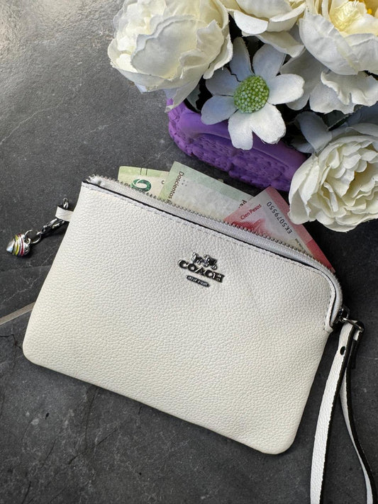 MUÑEQUERA COACH BLANCO LISO