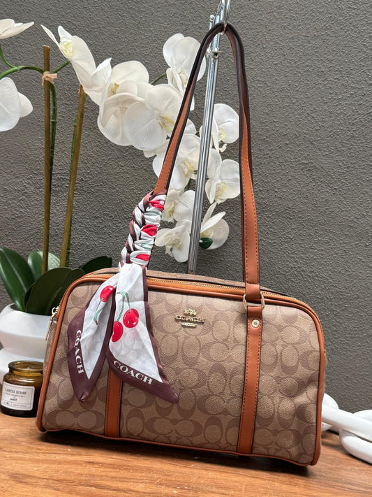 IMPORTACION ASHTON TOTE COACH CAMEL/CAPUCHINO ESTAMPADO