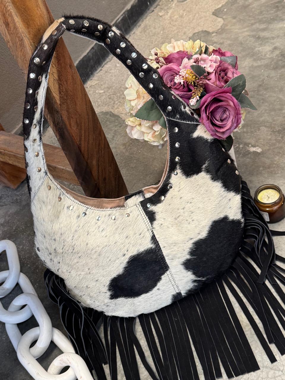 BOLSO MONTANA PELO Y BARBAS NEGRO