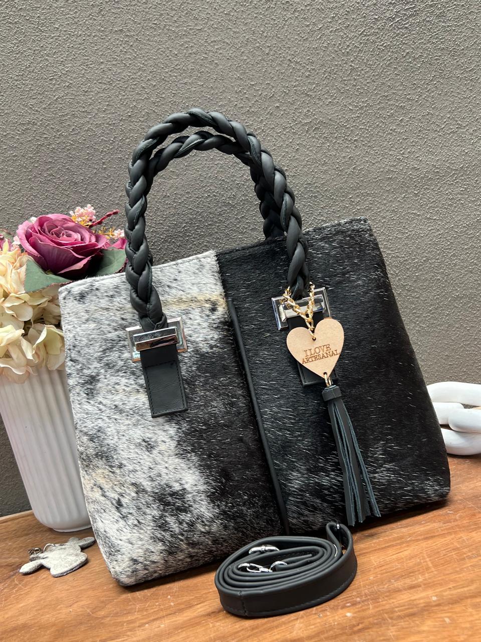 BOLSA ELIZABETH PELO VARIABLE ASAS NEGRO