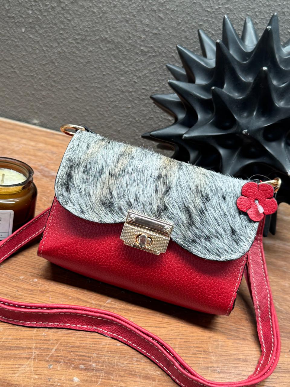 MINI BOLSO PELO VARIOS PIEL ROJO