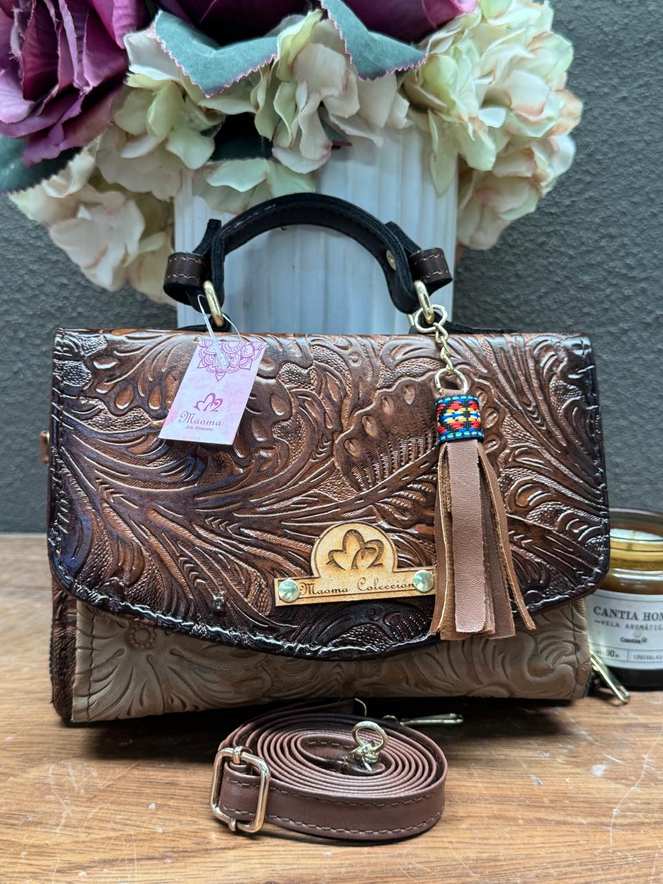 MAOMA DELIA DOBLE FLORES CAMEL