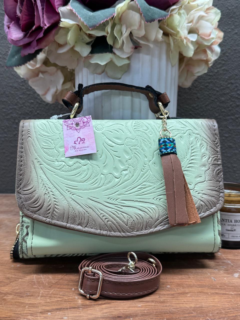 MAOMA DELIA DOBLE FLORES Y HOJAS LIMON