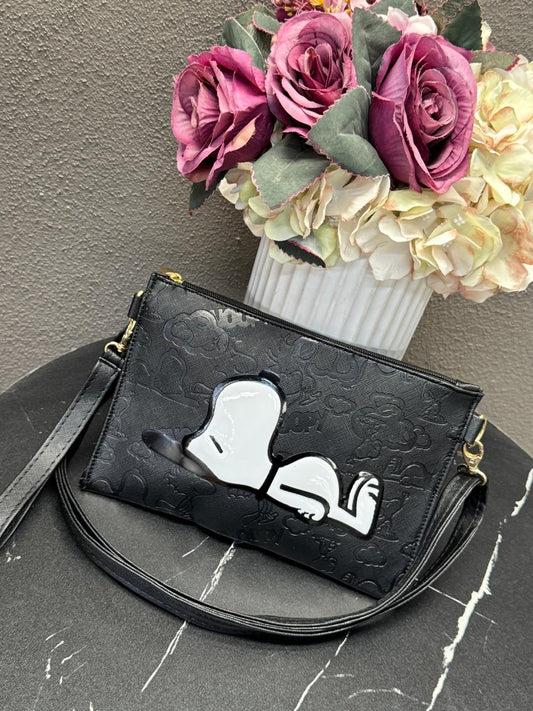 CROSSBODY/MUÑEQUERA DISNEY SNOOPY ACOSTADO