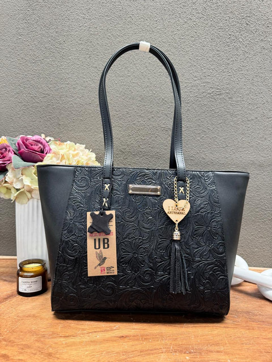 UB MOD ARTESANAL LUCERO NEGRO GRABADO FLORES