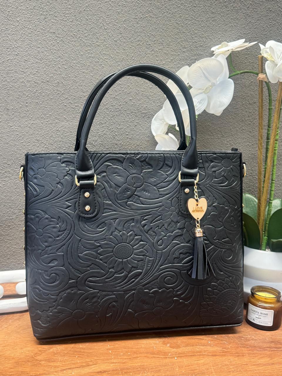 MONTECARLO CINCELADA NEGRO MATE GRABADO PRIMAVERA ESTOPEROL