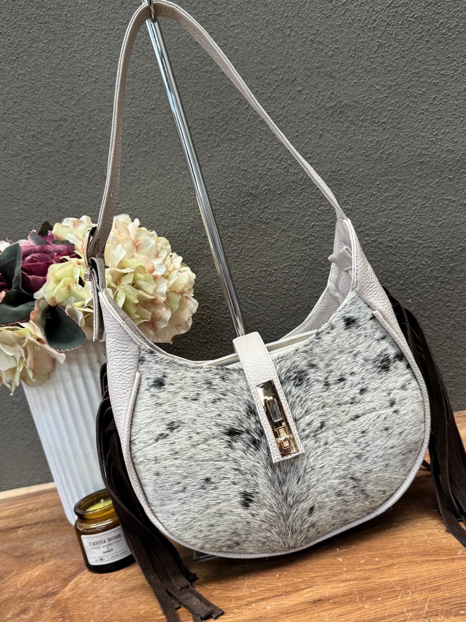 BOLSA BAGUETTE COW BEIGE